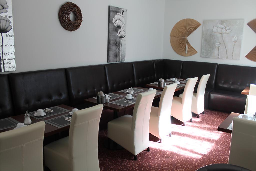 Wiking Hotel Henstedt-Ulzburg Ngoại thất bức ảnh