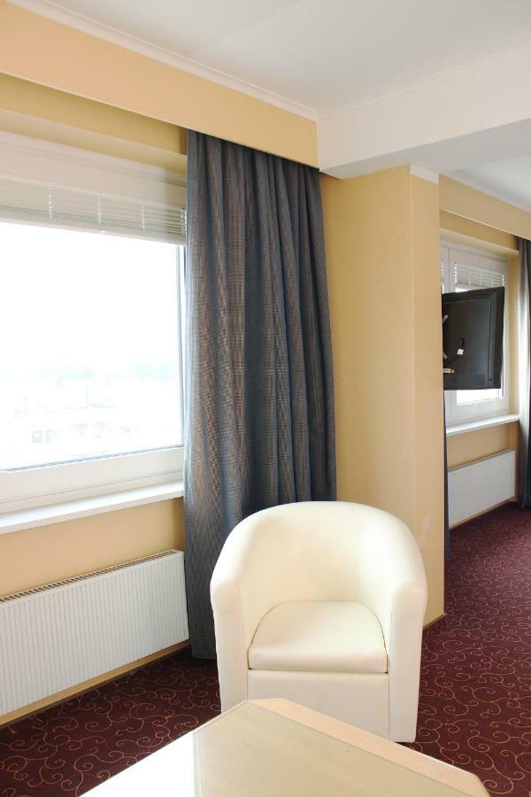 Wiking Hotel Henstedt-Ulzburg Ngoại thất bức ảnh